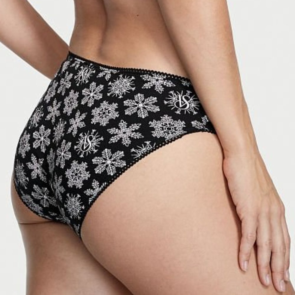 ❄❄❄VS Snowflake 100% Cotton Bikini Panty Christmas Winter Holiday NWT - Picture 1 of 16